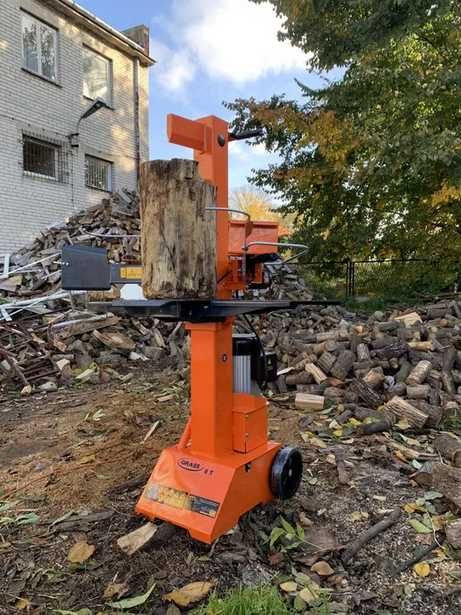 Łuparka hydrauliczna Grass 65887-A 8T