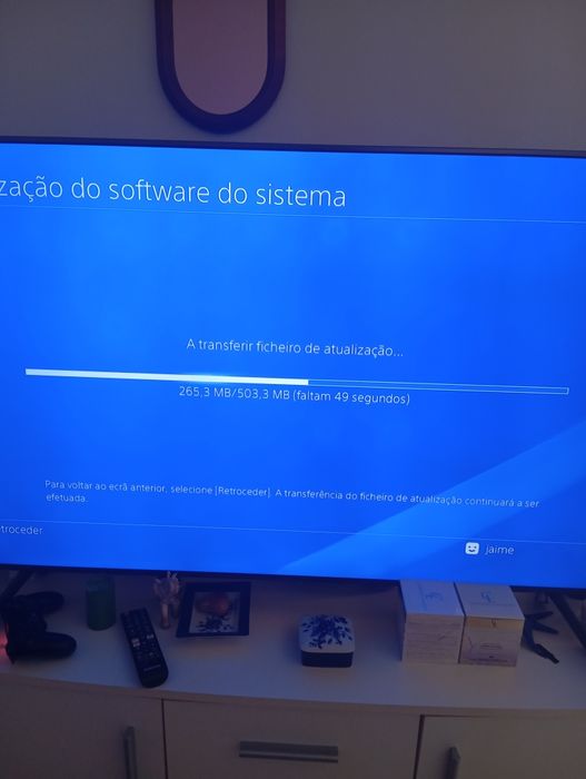 Ps4 Slim com 2 comandos