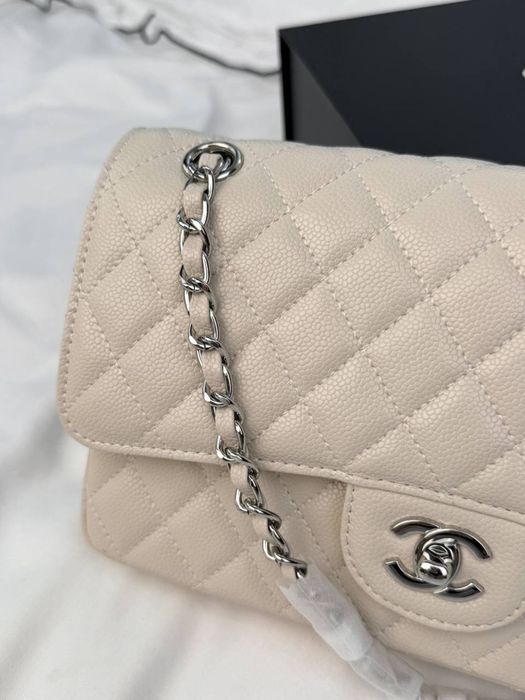 Сумка Chanel Classic Flap 25  Caviar  Hardware / сумка Шанель 25 см ікра, біла (молочна)