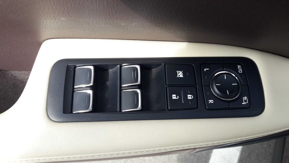 Lexus RX200t, первый владелец, официал