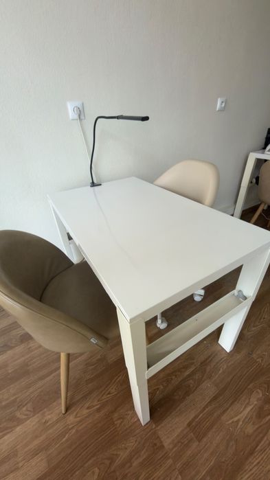 Mesa / Secretária Branca Envelopada (96x60 cm) – 2 Unidades Disponíveis