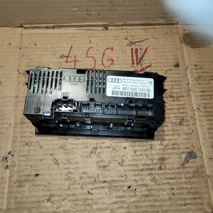 Panel nawiewu klimatyzacji 2DIN audi a4 b7 2006r
