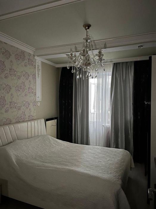 4-к, Євроремонт, меблі та техніка, утеплена, 100м2, Сади