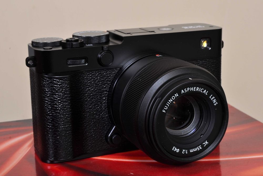 Fuji X-E5 + Xc 35mm F: 2.0. Novo, fatura e garantia 3 anos Fuji PT.