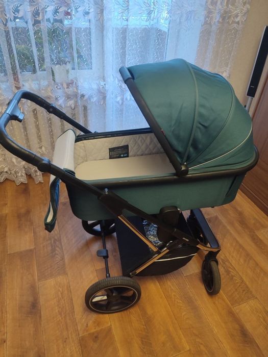 Продам коляску 2в1