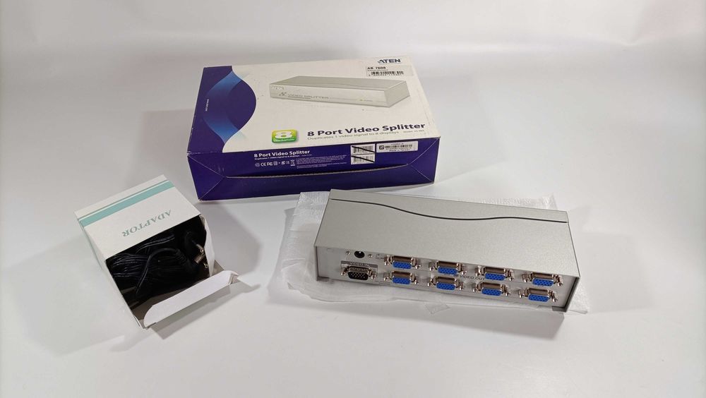 ATEN VS-98A - VGA Video Duplicator (1 to 8 VGA duplicator)64286250941825121