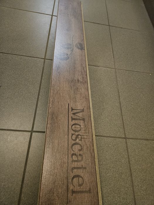 Panele podłogowe paczka 1,9m2