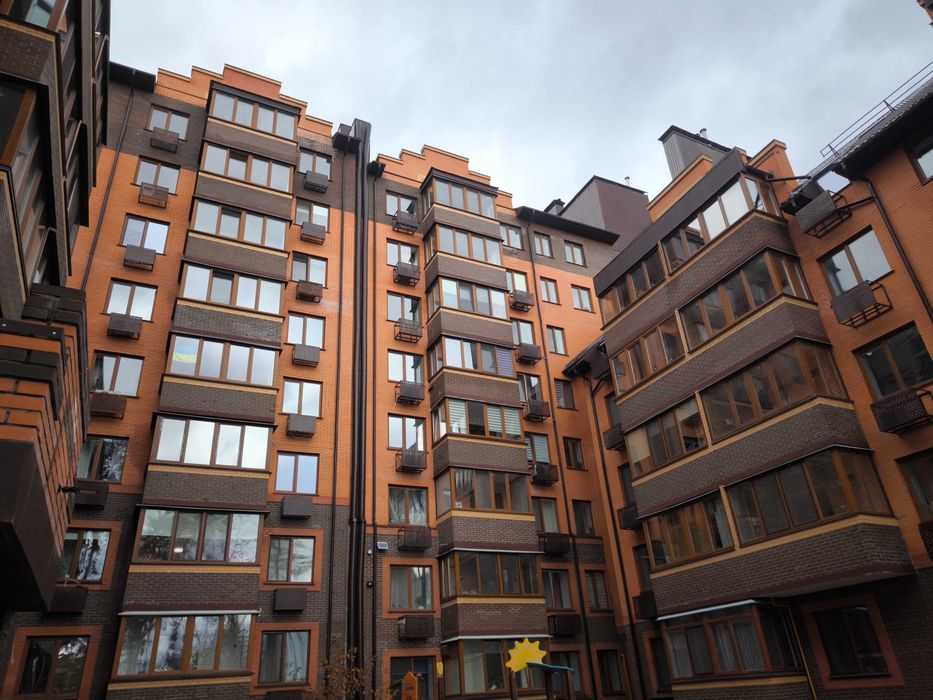 Ніхто не жив!  2к з новим ремонтом Центральний Парк Парк Незнайки. Газ