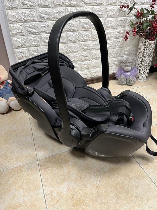 Автокрісло Britax Römer Baby-Safe 5Z Група 0+ (0-13 кг) автолюлька