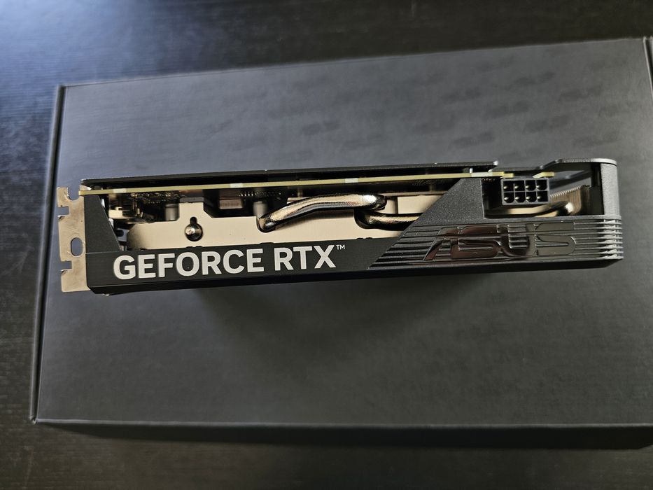 ASUS Dual GeForce RTX 4060 OC V2 8GB GDDR6 – Como Nova com Fatura e Garantia