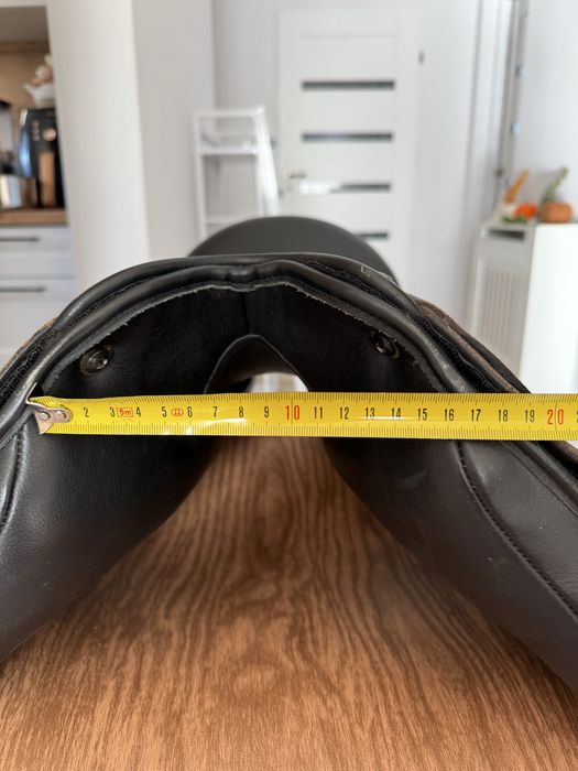 Siodło Claridge House