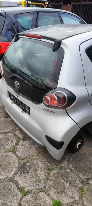Toyota Aygo całe auto na części lakier 1E7