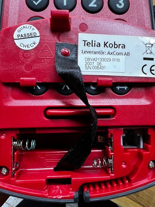 4 telefones Telia Kobra