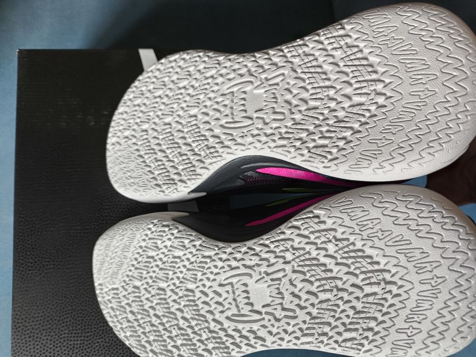 Buty do koszykówki Puma Dagger rozmiar 42,5