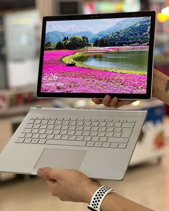 Ноутбук Планшет 2 в 1 Microsoft Surface Book 2 i7/8GB/256 Трансформер