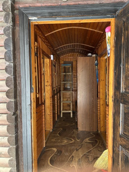 Продається 2-кім дачний будинок зі зрубу зі ставком, Заставнянська