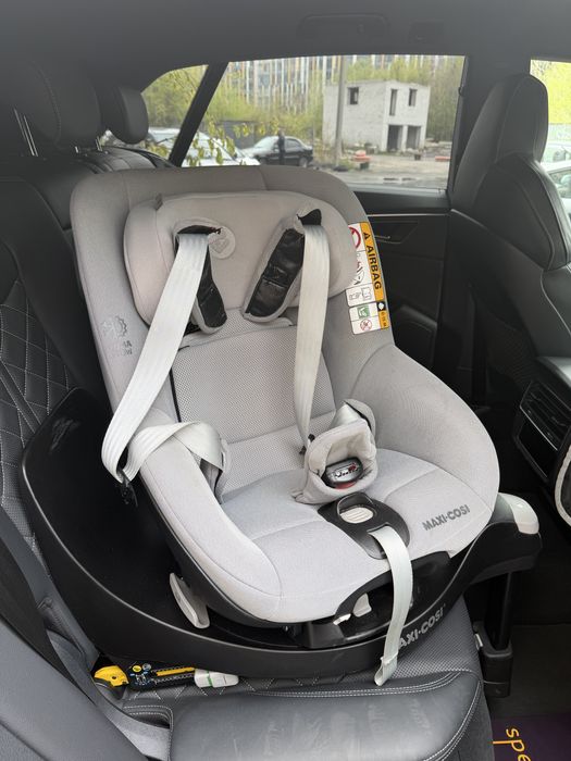 Maxi Cosi Pearl 360 автокрісло+база