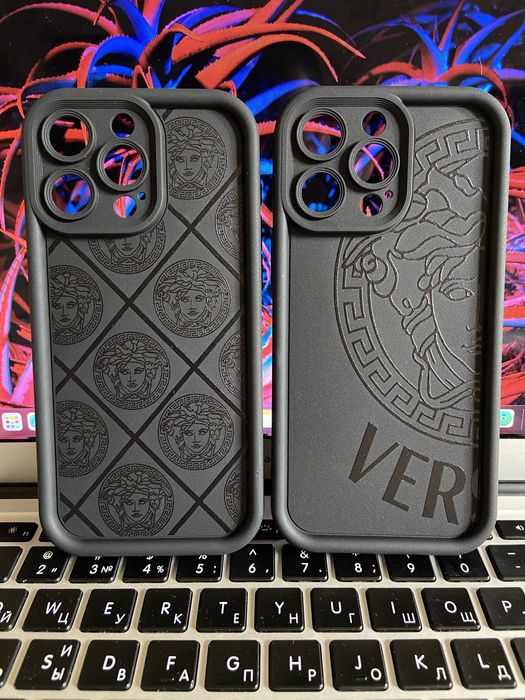 Чехлы на iPhone 15pro,15pro max