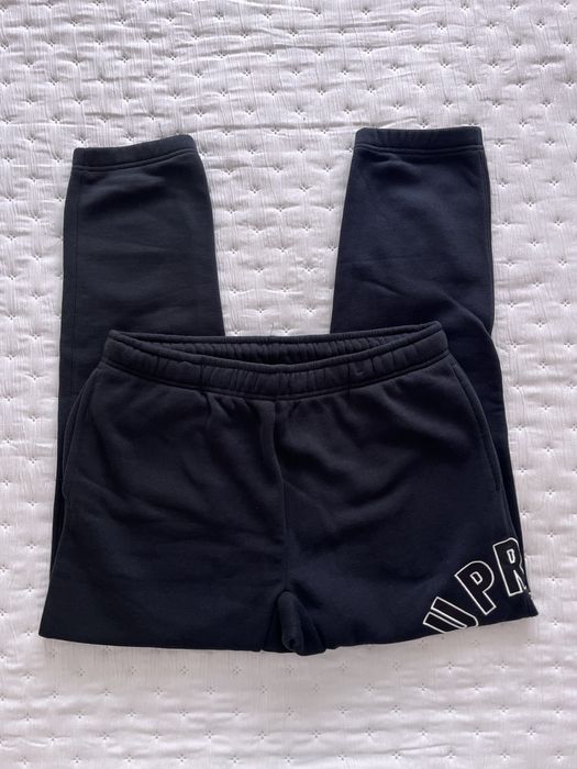Calças nike supreme