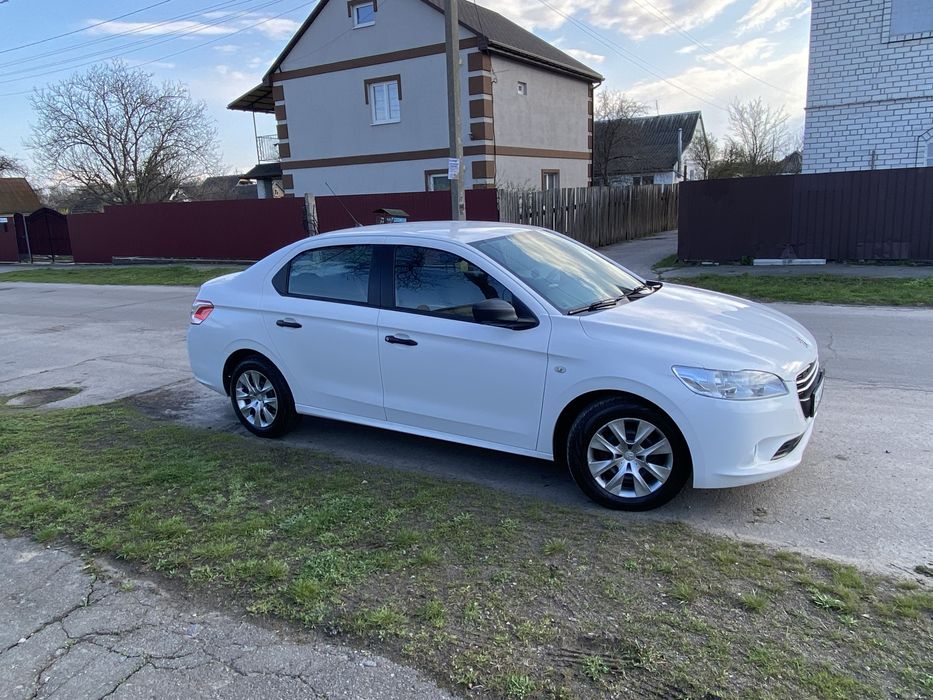 Продам Peugeot 301 2014
