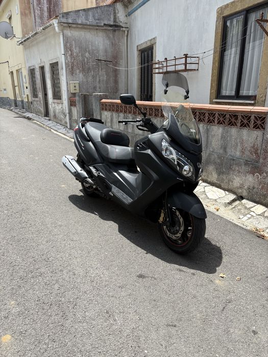 Sym 600 ie abs com muito pouco uso