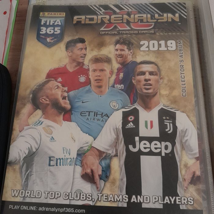 2 albumy prawie pelne