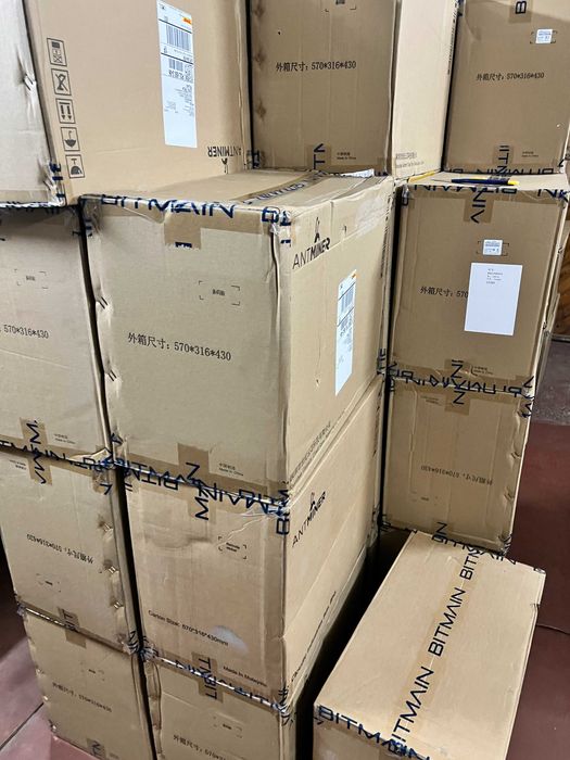 Кількість! Б/в Майнери Asic Bitmain Antminer S19k Pro 120 Th 2800 Вт