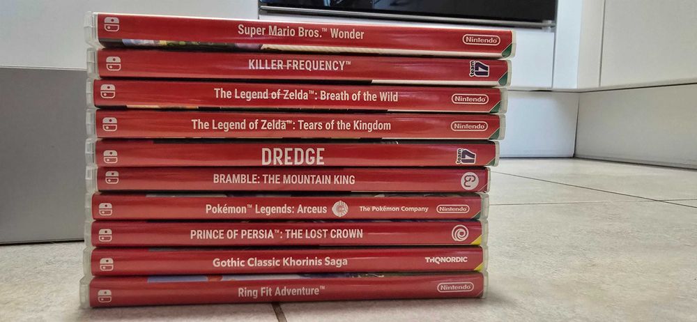 Nintendo Switch OLED + Ring Fit + Pro Controller + 10 gier + 256GB SD