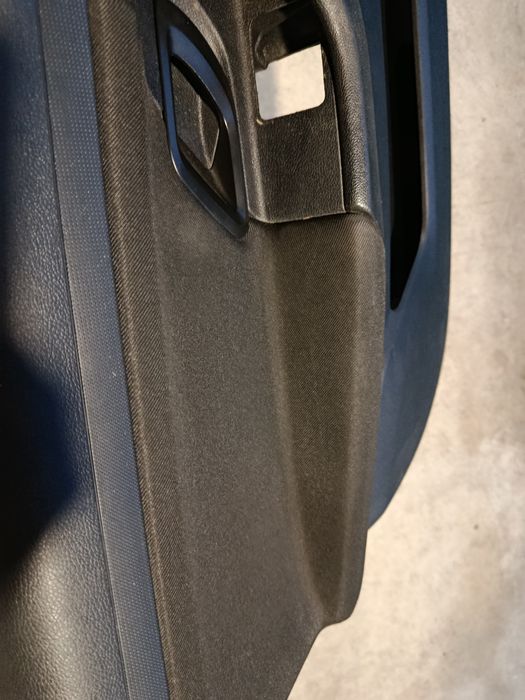 Дверні карти skoda fabia універсал