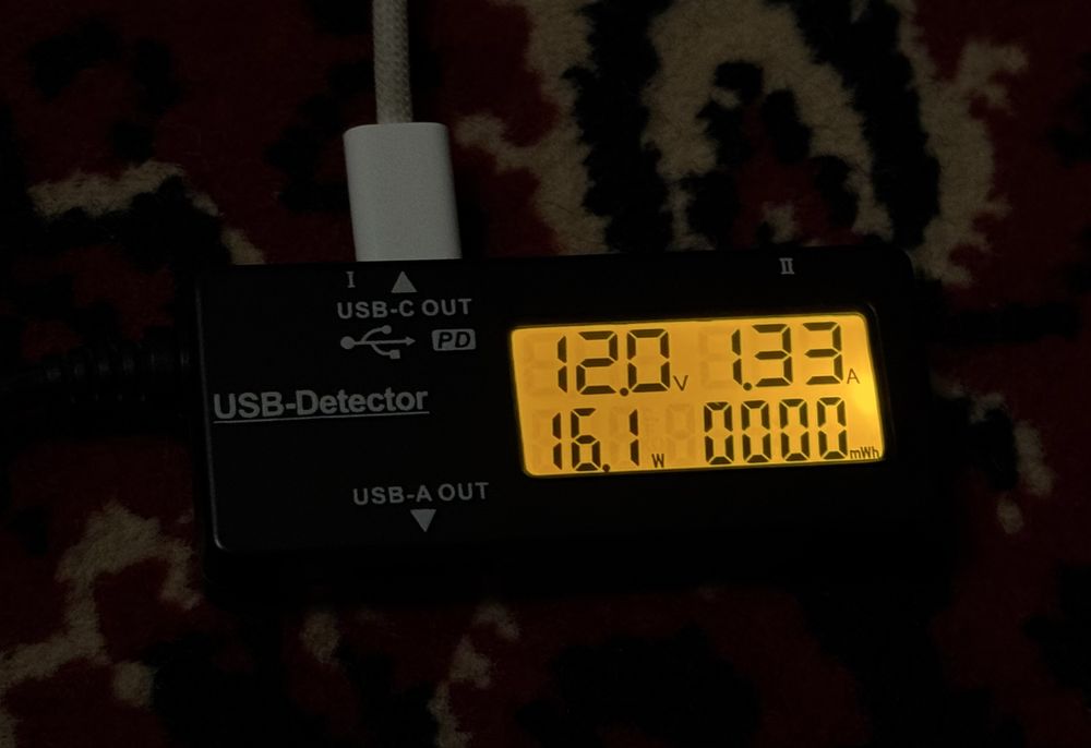 USB тестер YB26D