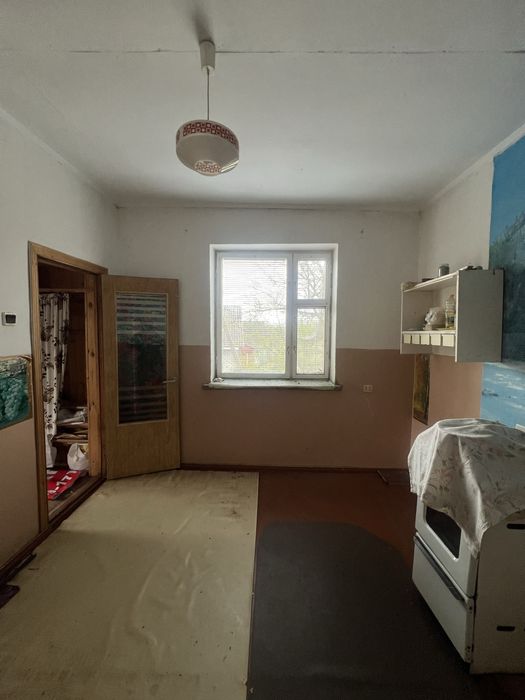 Продаж будинку  з цегли на приватній землі біля ставка