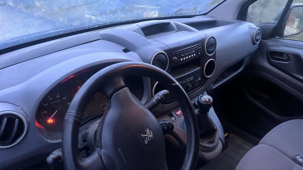 Vendo carrinha peugeot partner 2015