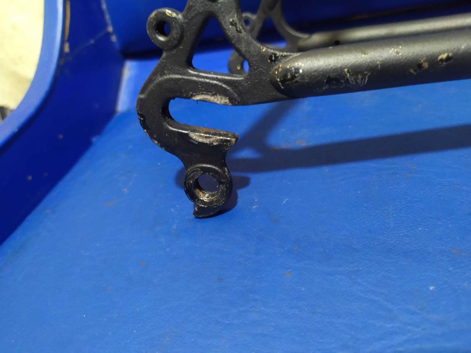 Рама 28, шоссейная стальная