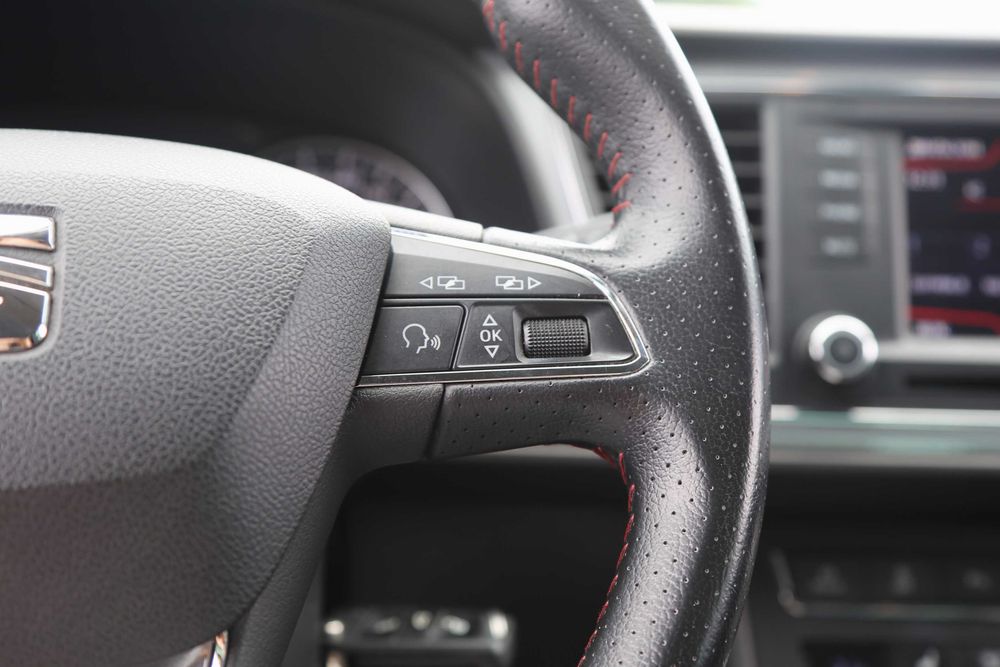 SEAT Leon 2015 Авто