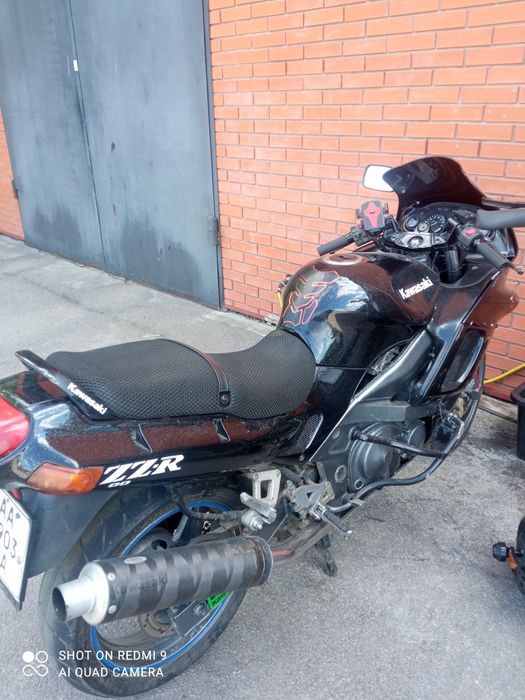 Продам мотоцикл Кавасаки zzr400