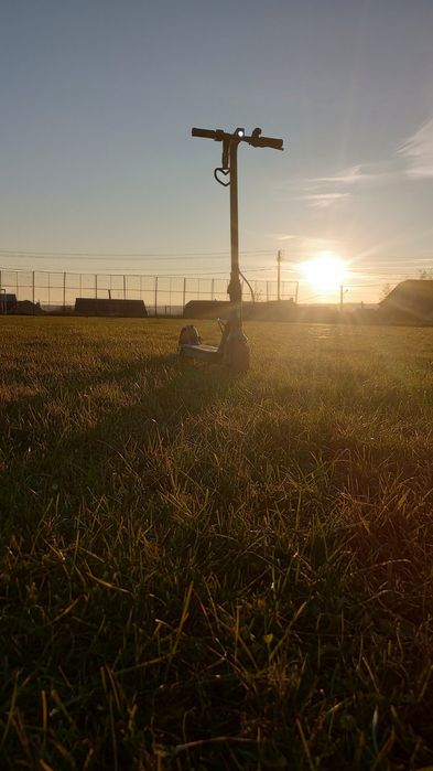 Xiaomi MI electric scooter esential