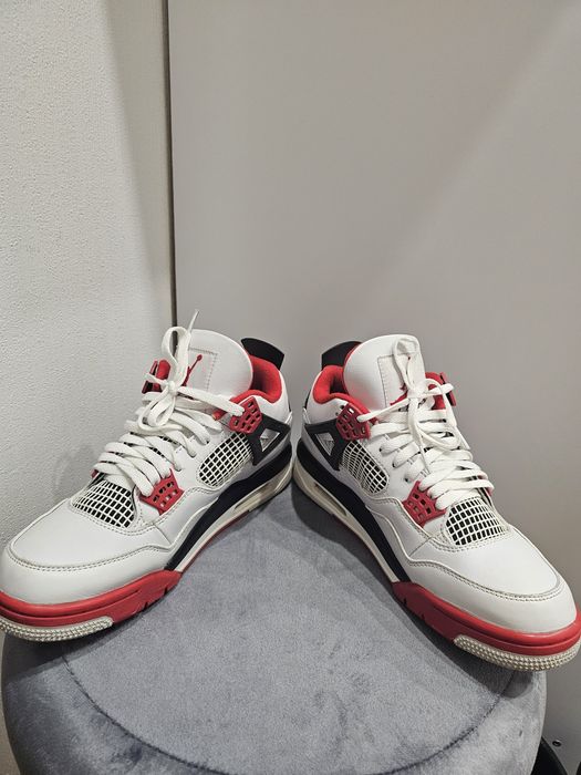 Кросівки Air Jordan 4 Retro Fire Red