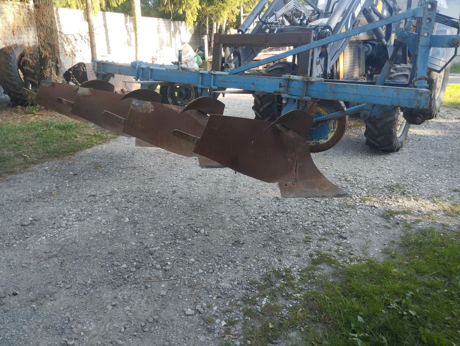 Sprzedam pług 4,5 skibowy