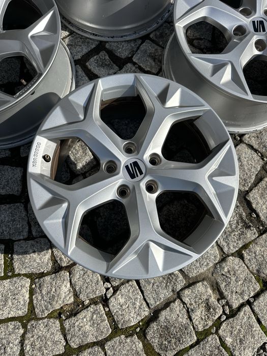 Felgi Aluminiowe 17 Seat Leon Ateca Golf Passat Troc Octavia 5x112 ET45 OEM