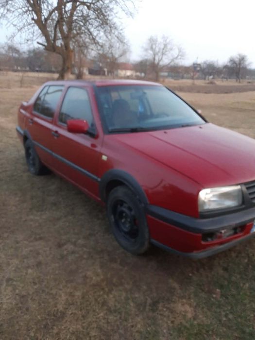 Фольксваген венто 1,8