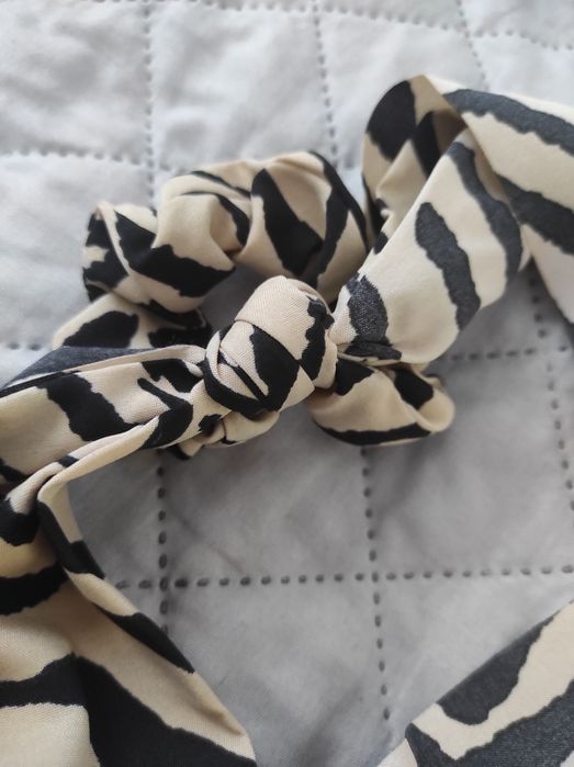 Gumka do włosów zebra