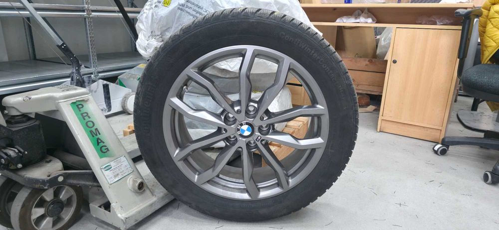 FELGI ALUMINIOWE  Z OPONAMI Zimowymi  205/55 R18 96H Continental