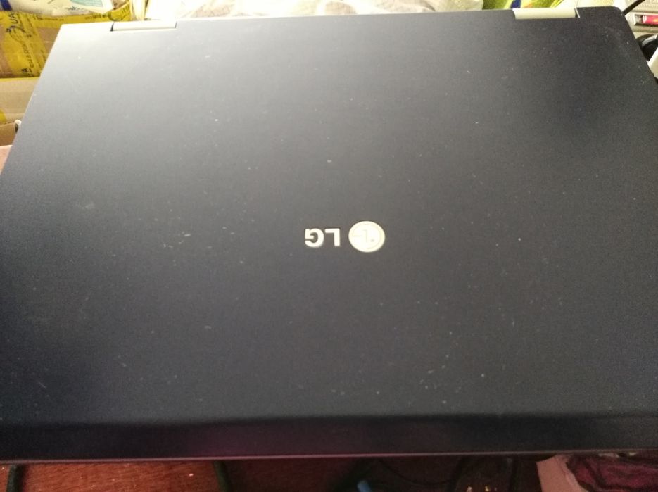 Компьютер, ноут LG p255r1. Оперативки 2 Г