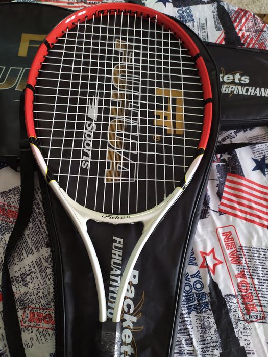 Raquets  novas mostram fotos