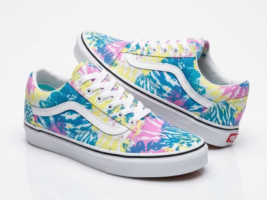 Kolorowe buty Vans