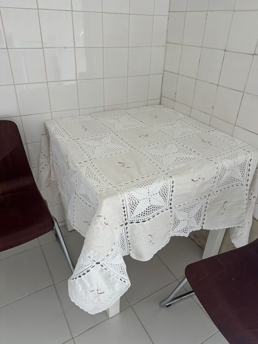 Toalha de linho e renda