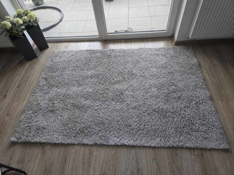 Dywan szary / srebrny