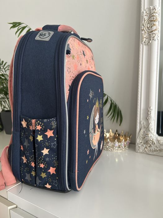 Шкільний рюкзак, ортопедична напівкаркасна спинка