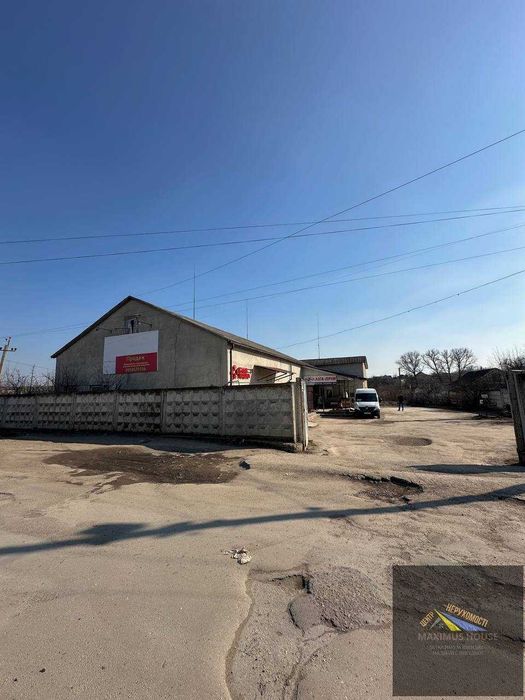 Комерційна будівля Кельмінці