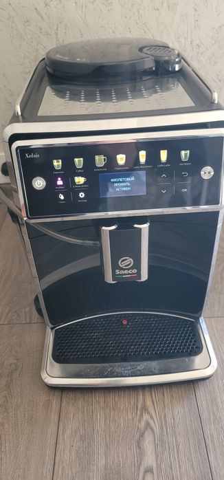 Кавоварка Saeco Xelsis